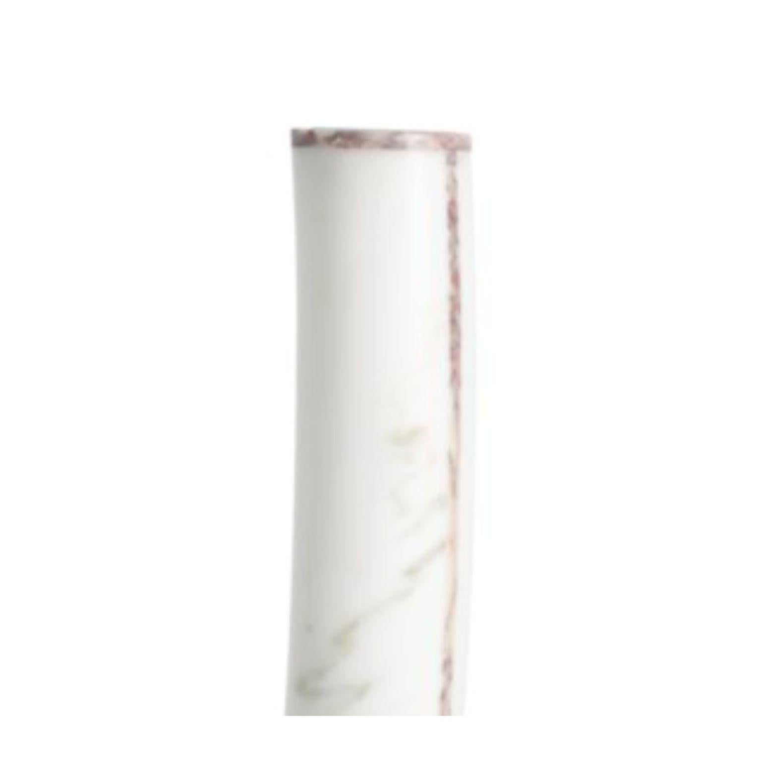 Grand reef floor lamp by Jacopo Simonetti
The Reef Light Collection
Dimensions: 28 x 143.5 cm
Materials: bianco michelangelo, fior di pesco carnico

All our lamps can be wired according to each country. If sold to the USA it will be wired for