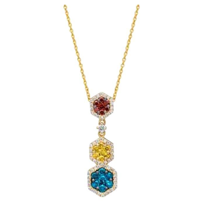 Grand Sample Sale Pendant Featuring Blueberry Diamonds, Goldenberry Diamonds For Sale