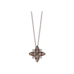Pendentif de vente en forme de grand chantillon avec diamants chocolat et diamants Vanilla
