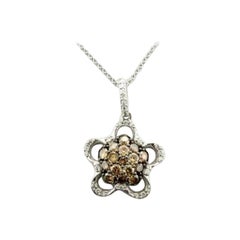 Pendentif de vente en forme de grand chantillon avec diamants chocolat et diamants Vanilla