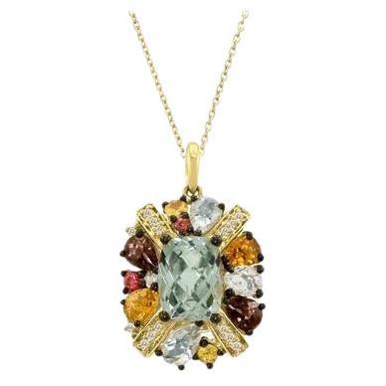 Grand Sample Sale Pendant Featuring Mint Julep Quartz, Multicolor