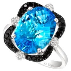 Großer Grand Sample Sale-Ring mit blauem Topas, Blackberry-Diamanten und Vanilla-Diamanten