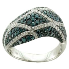 Anello Grand Sample Sale con diamanti Blueberry e diamanti Vanilla incastonati