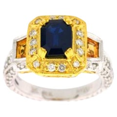 Großer Grand Sample Sale-Ring mit Blaubeer Saphir, gelbem Saphir und Vanille