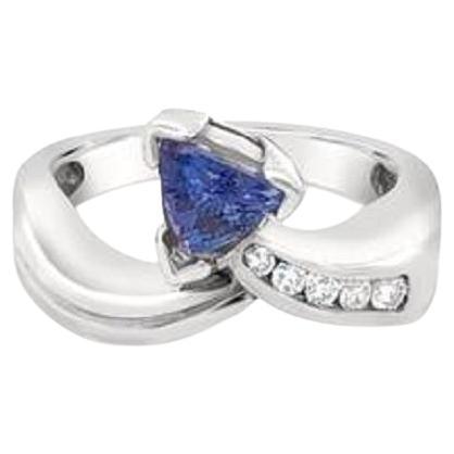 Grand Sample Sale Ring Featuring Blueberry Tanzanite Set in 14k Vanilla Gold For Sale