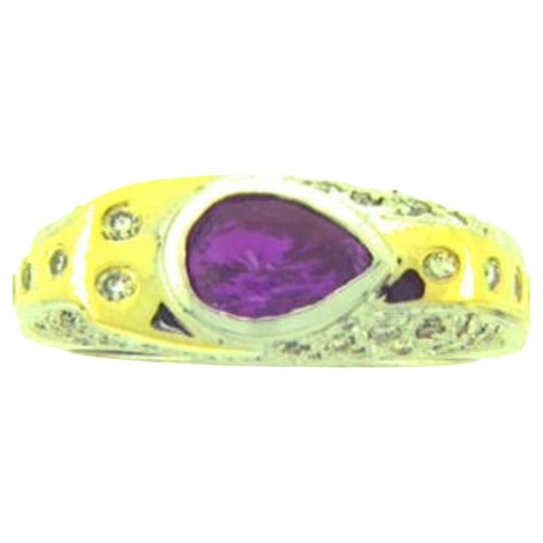 Grand Sample Sale Ring featuring Bubble Gum Pink Sapphire set in 14K Two Tone  For Sale