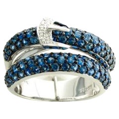 Grand Sample Sale Ring featuring Cornflower Sapphire Vanilla Diamonds set 