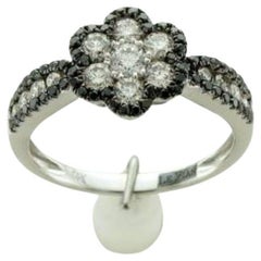 Anillo de la Gran Venta de Muestras con Diamantes Vainilla
