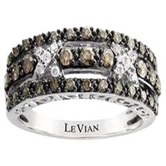 Bague de vente grand échantillon avec 1/2 cts. chocolat et 1/15 cts. Ensemble Vanilla Diamonds