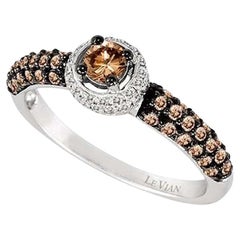 Grand Sample Sale Ring with 1/2cts. Chocolate and 1/6cts. Vanilla Diamonds Set