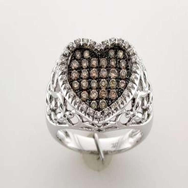 Grand Sample Sale Ring W/ 1/2cts, Chocolate and 1/8cts, Vanilla Diamonds Set For Sale