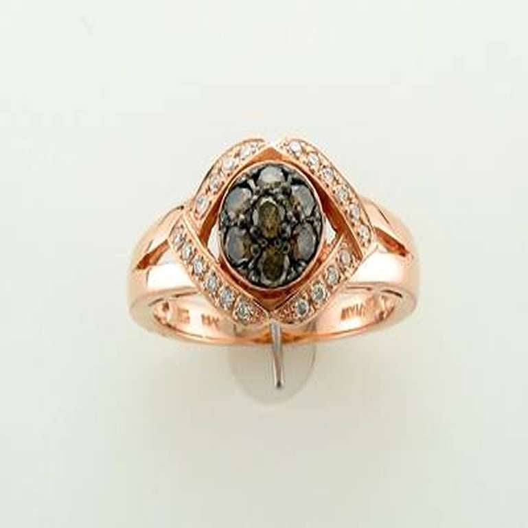 Grand Sample Sale Ring with 1/3cts, Chocolate and 1/10cts, Vanilla Diamonds Set For Sale