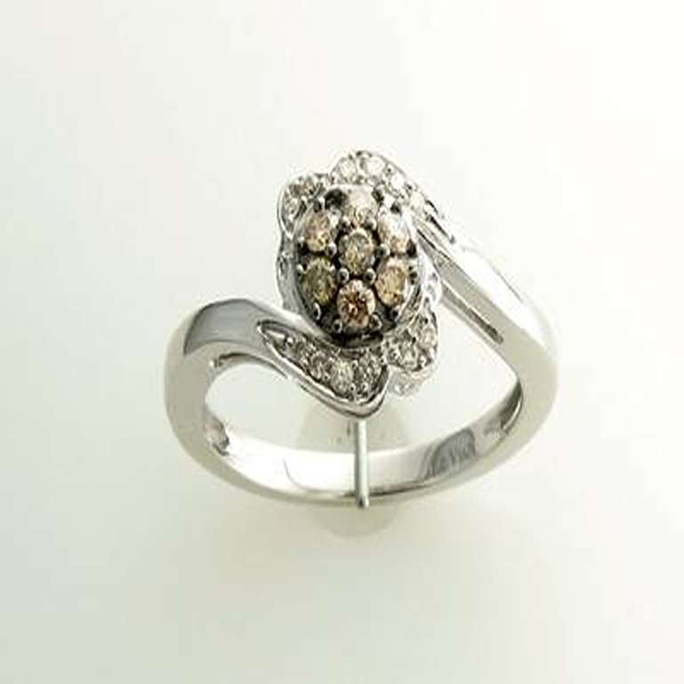 Grand Sample Sale Ring w/ 1/4 cts, Chocolate and 1/15cts, Vanilla Diamonds Set For Sale