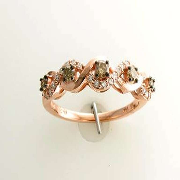 Grand Sample Sale Ring w/ 1/4cts, Chocolate and 1/6cts, Vanilla Diamonds Set For Sale
