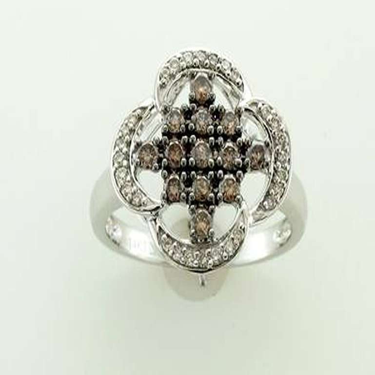 Grand Sample Sale Ring mit 3/8 cts. Schokoladenbraun und 1/8 Karat. Vanille-Diamanten-Set