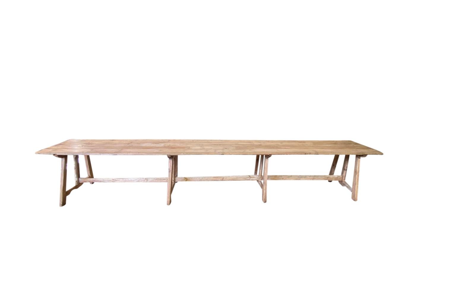 Pine Grand Scale 17th Century Spanish Farm Table For Sale