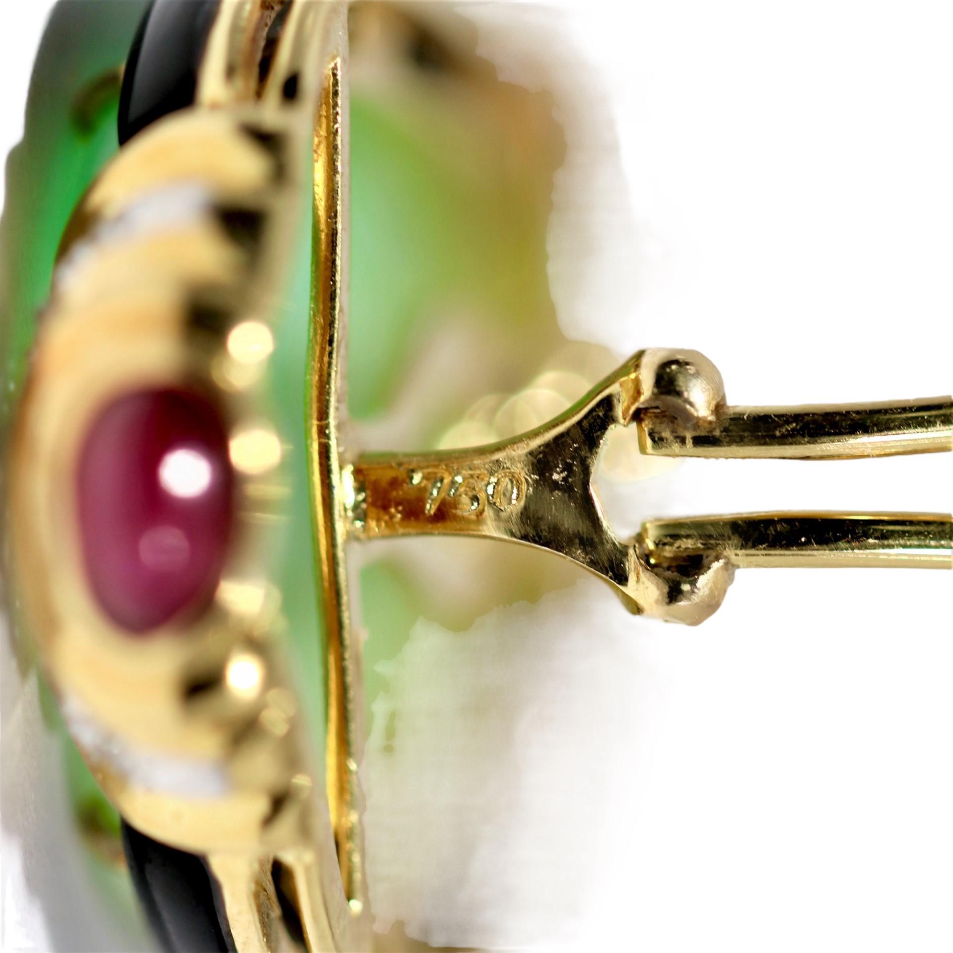 Boucles d'oreilles en or jaune 18 carats, jadéite, rubis, diamants et onyx à grande échelle Pour femmes en vente