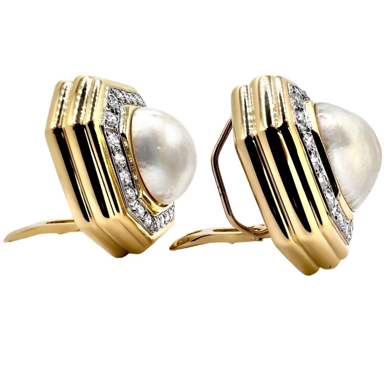 Grand Scale Earrings in Gold, Platinum, Mabe Pearl, & Diamonds by Wander, France In Good Condition For Sale In Palm Beach, FL