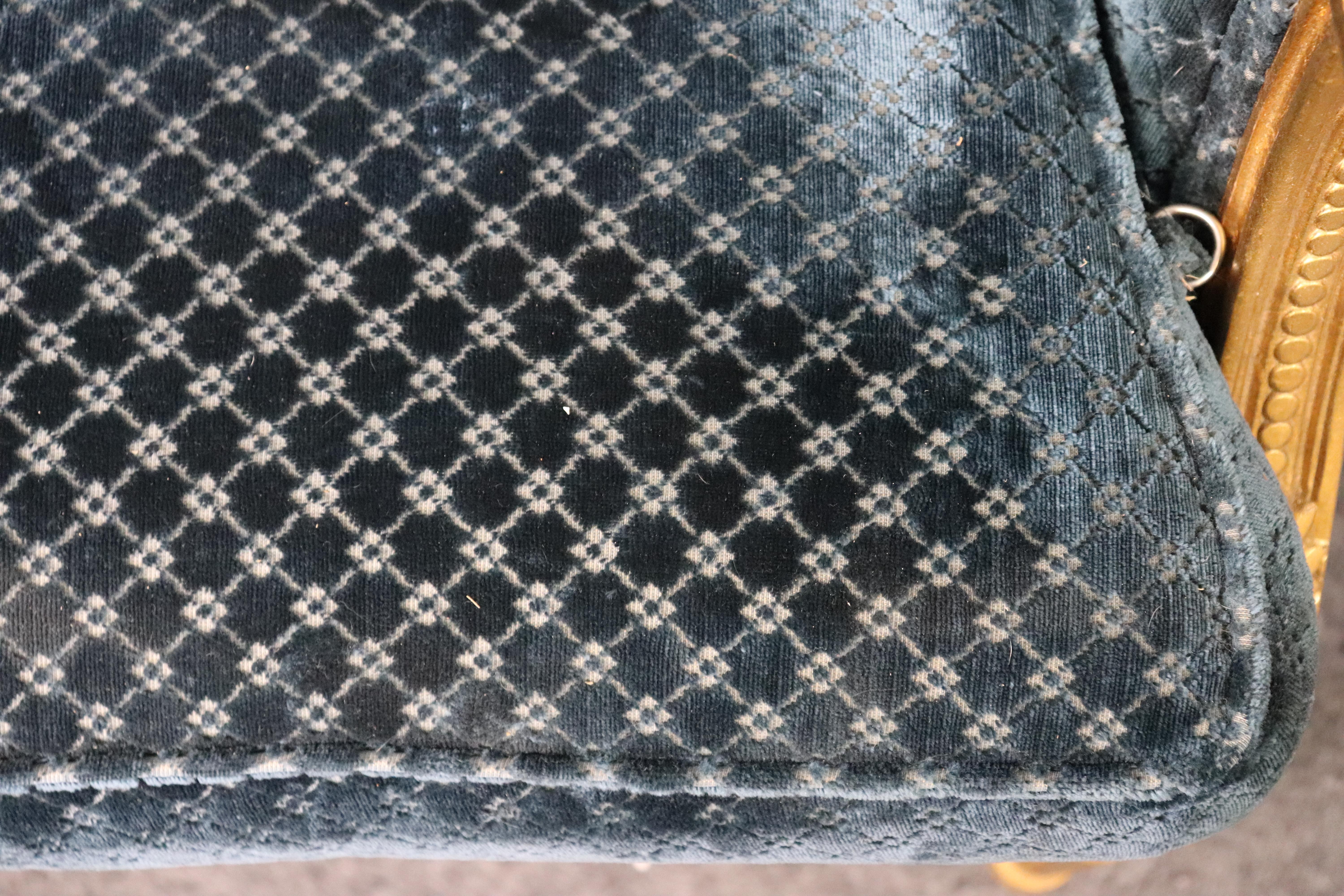 Canapé ou sofa en bois doré à feuilles d'or véritable de style Louis XVI C 1930 en vente 8