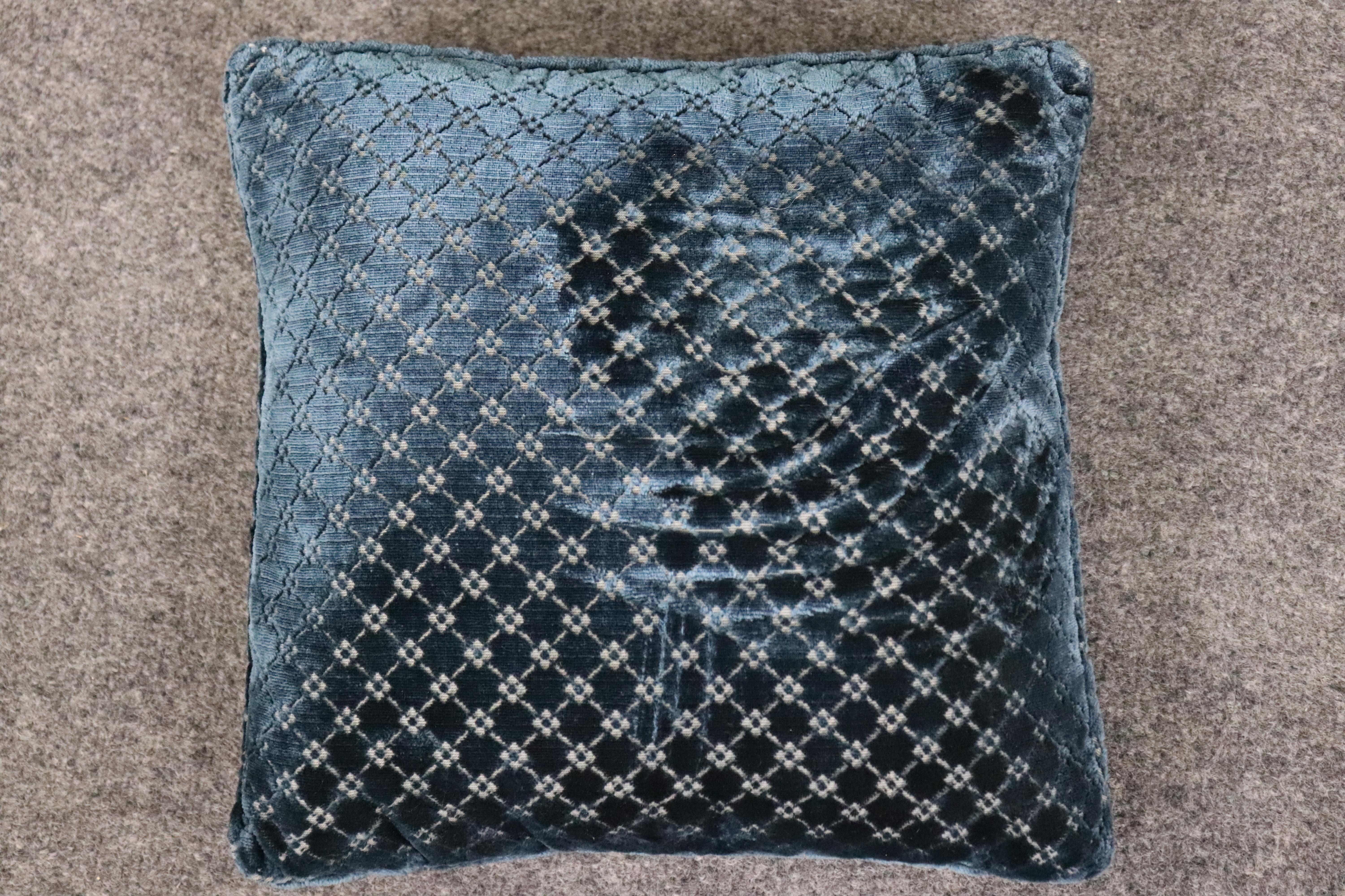 Canapé ou sofa en bois doré à feuilles d'or véritable de style Louis XVI C 1930 en vente 9