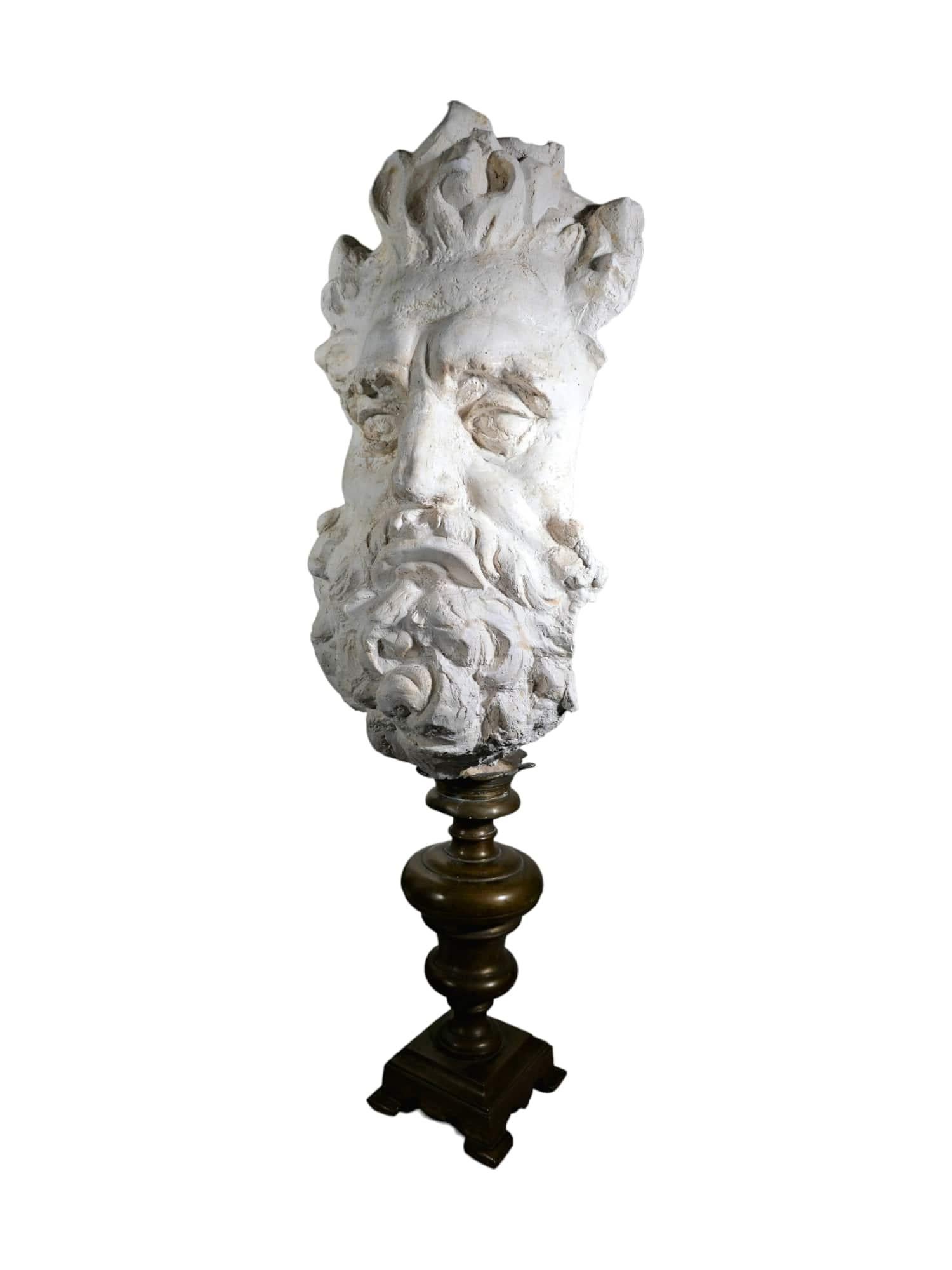Grand Sculpture of Zeus from the 19th Century For Sale 12