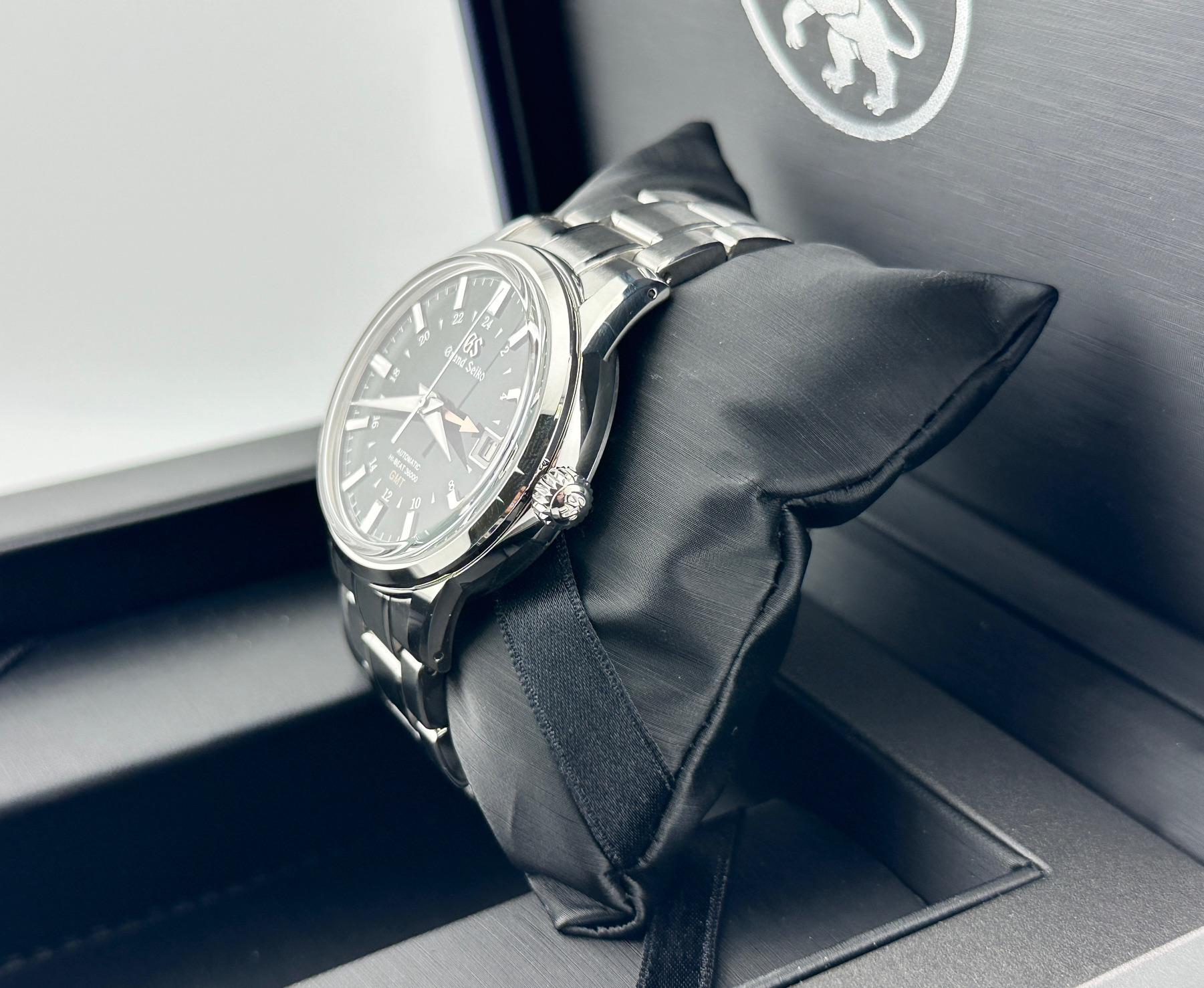 Grand Seiko Elegance Collection SBGJ251 Hi-Beat 36000 GMT Green Dial Steel Paper In Excellent Condition For Sale In San Diego, CA