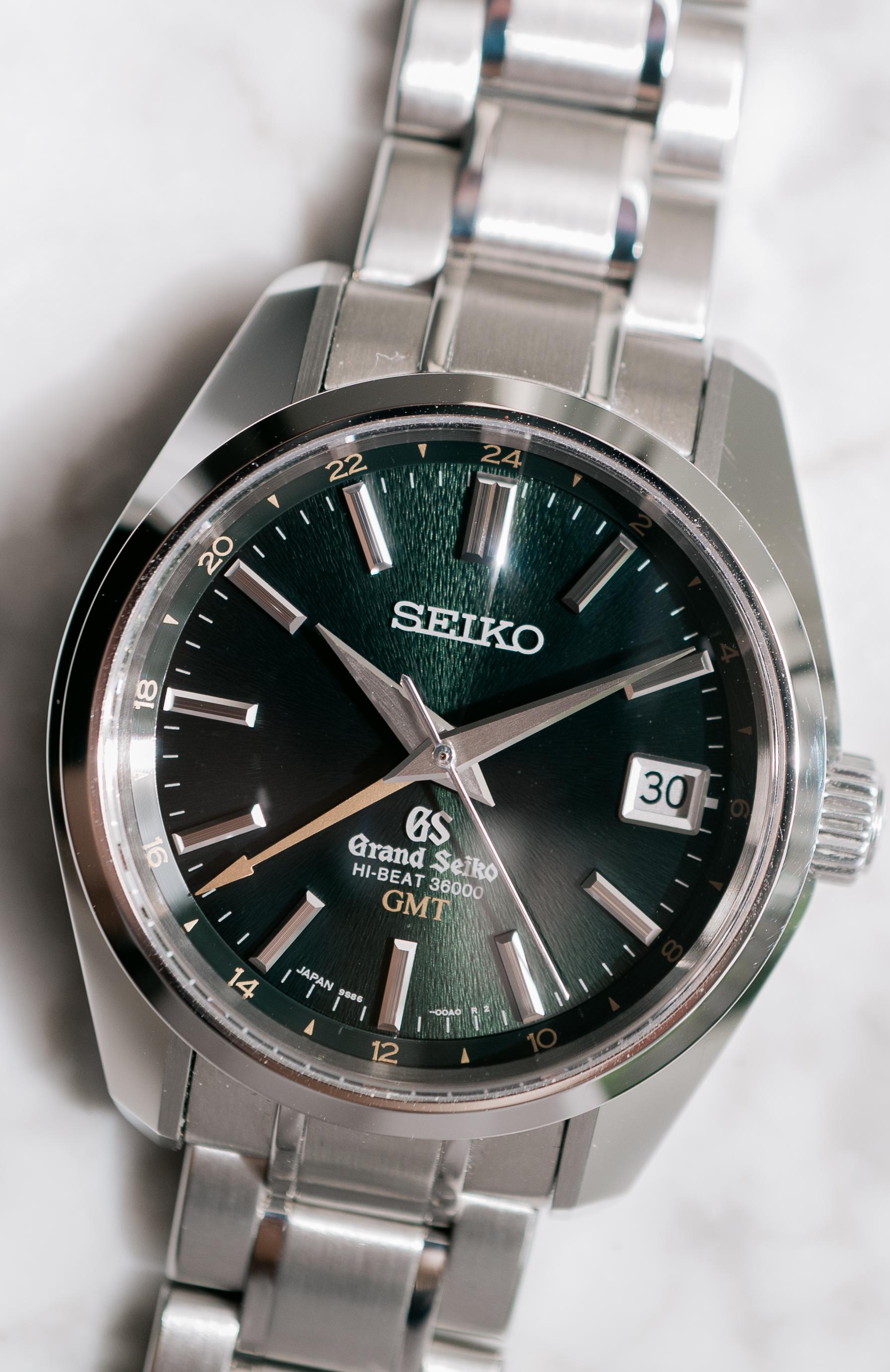 Grand Seiko SBGJ005 Hi-Beat GMT Sunburst Quadrante Verde GPHG Vincitore 'OG Peacock' 201 in vendita 9