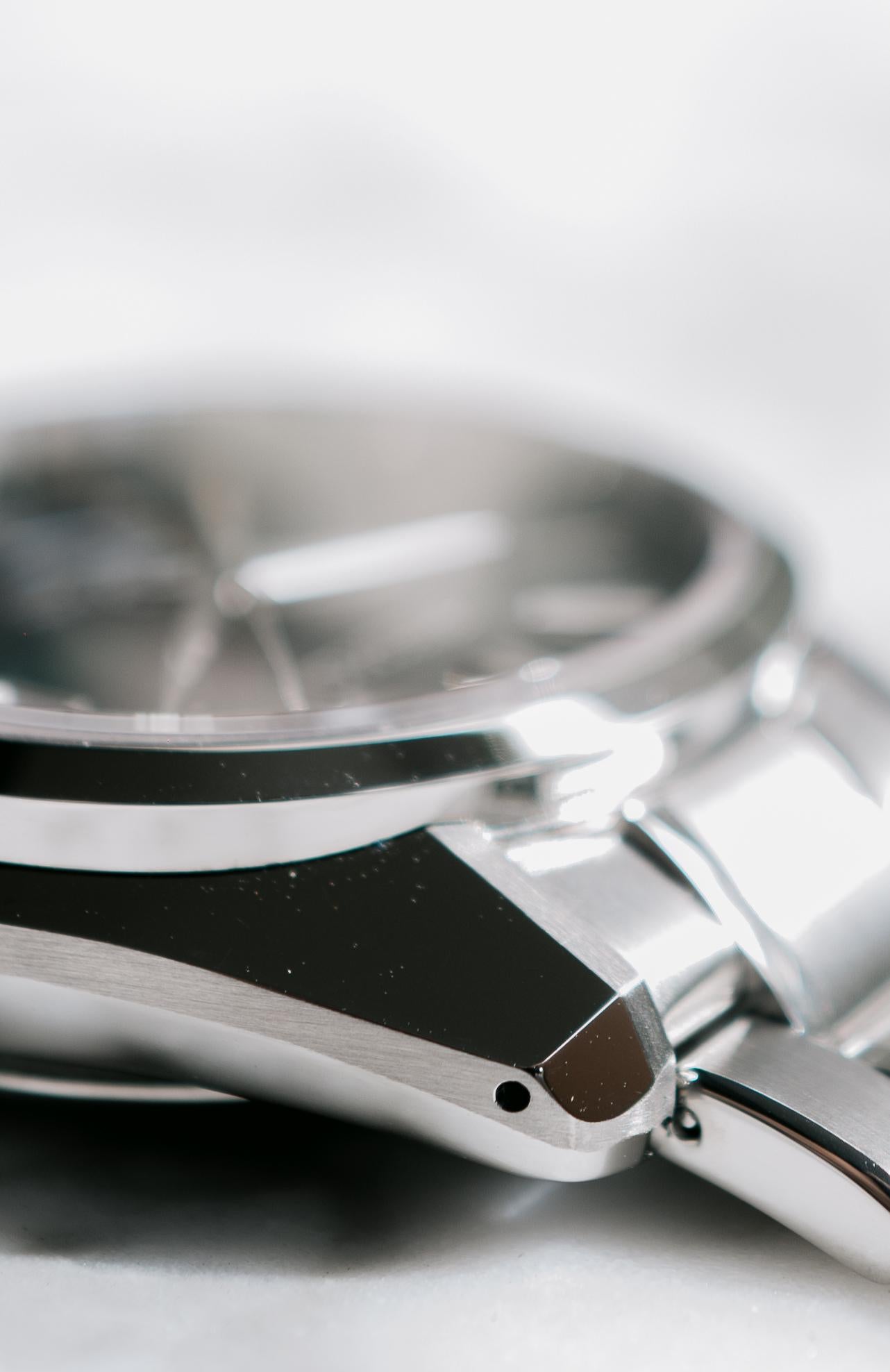 Grand Seiko SBGJ005 Hi-Beat GMT Sunburst Quadrante Verde GPHG Vincitore 'OG Peacock' 201 in vendita 12