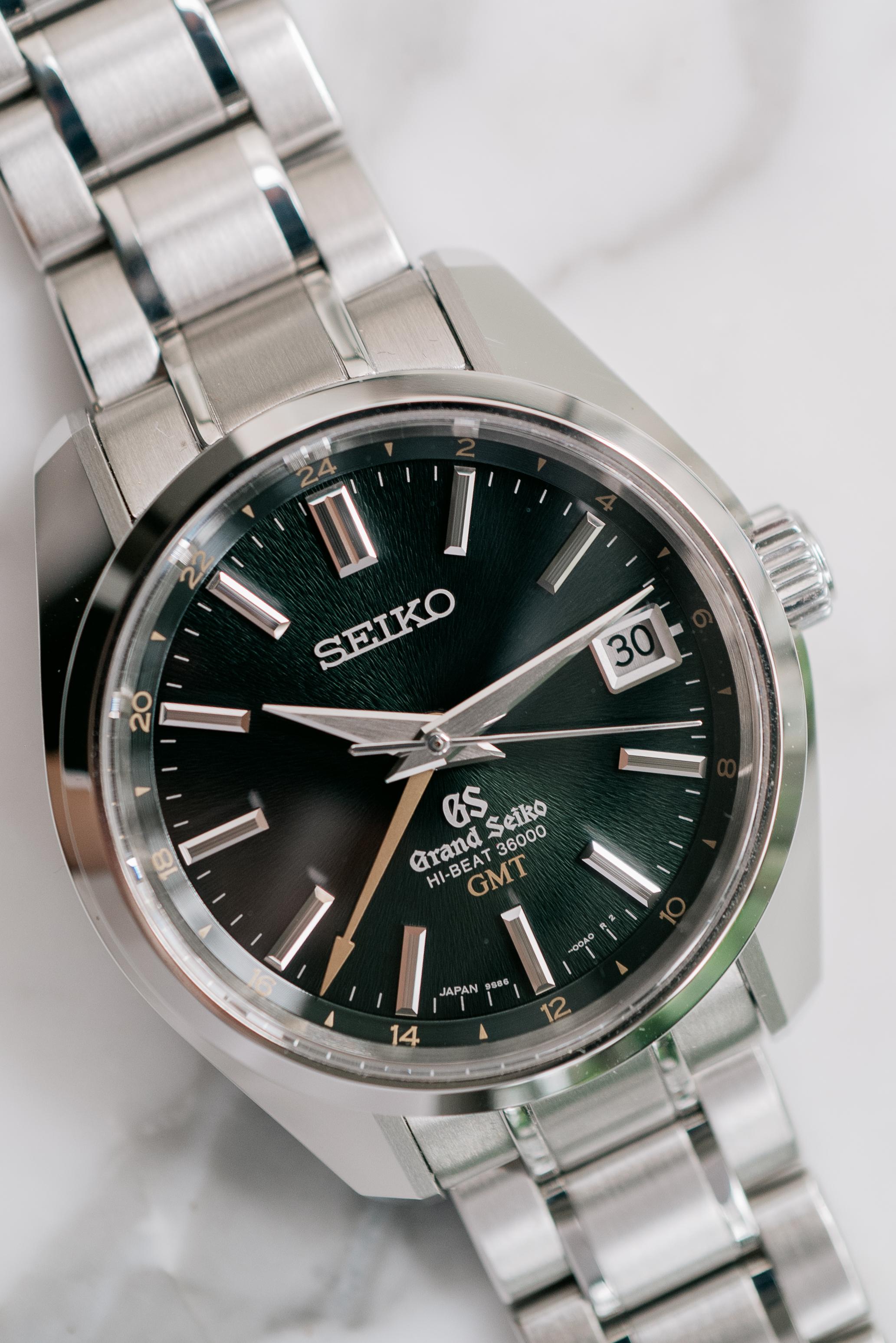 Grand Seiko SBGJ005 Hi-Beat GMT Sunburst Quadrante Verde GPHG Vincitore 'OG Peacock' 201 in vendita 3