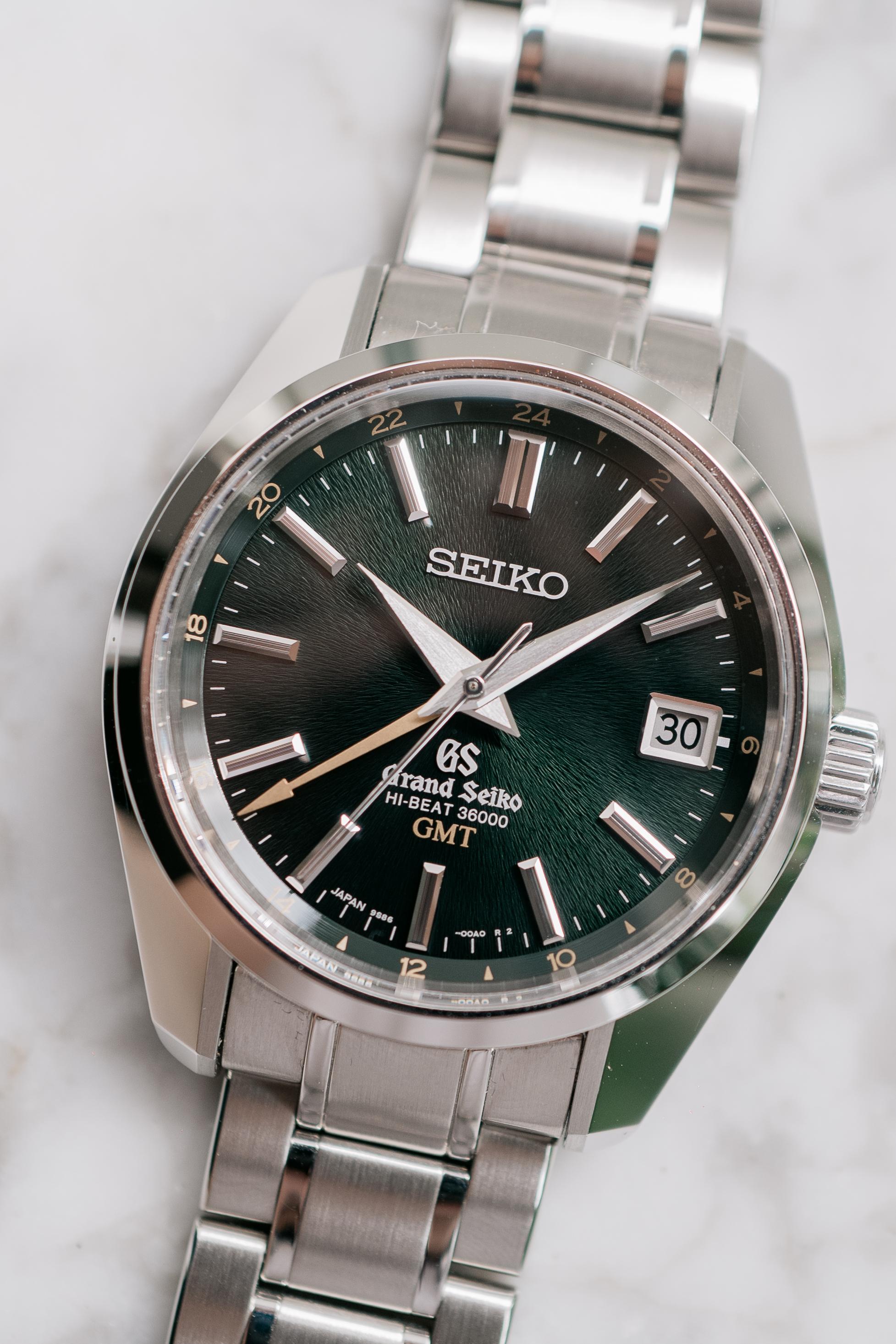 Grand Seiko SBGJ005 Hi-Beat GMT Sunburst Quadrante Verde GPHG Vincitore 'OG Peacock' 201 in vendita 5