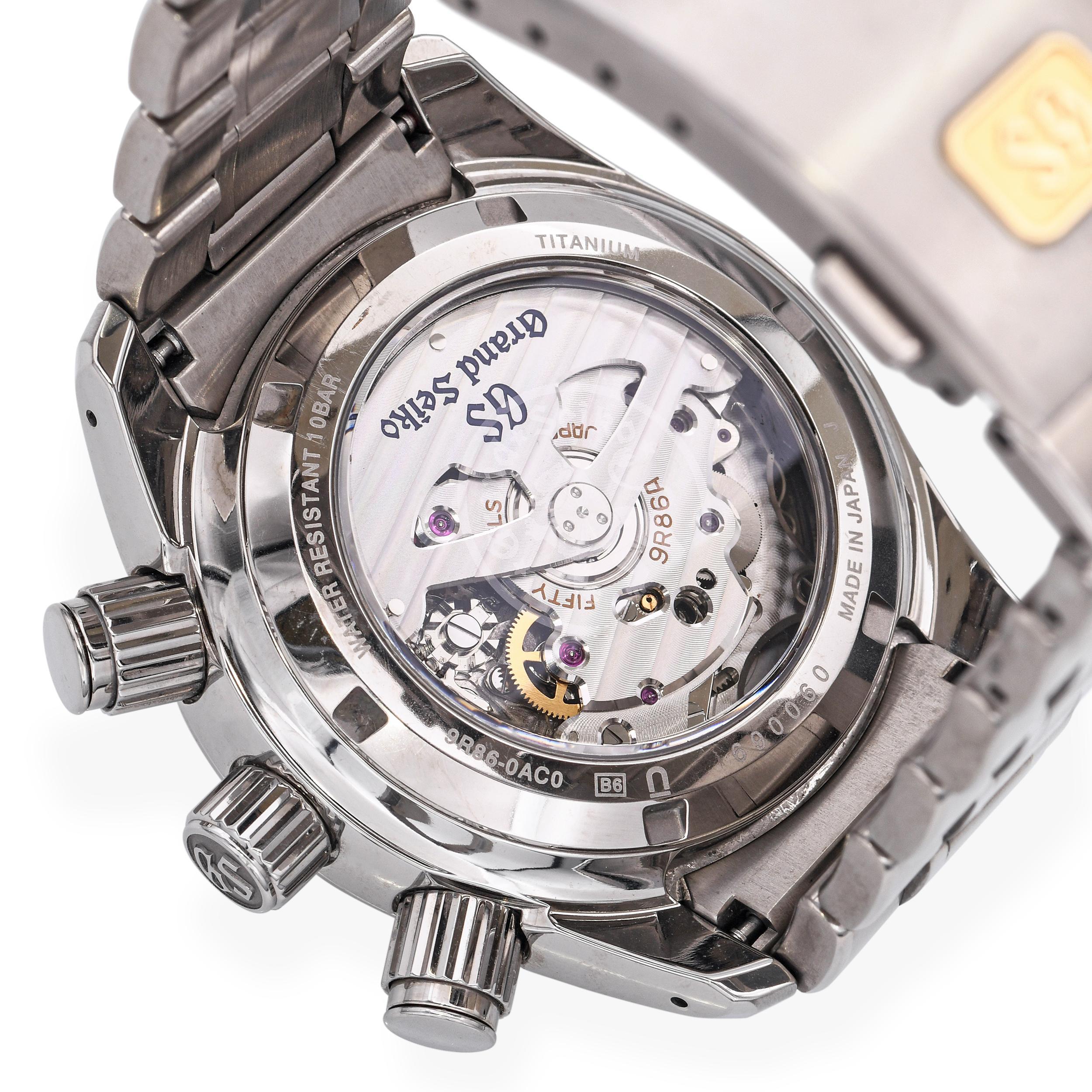 Grand Seiko Titanium Spring Drive Chronograph Watch Ref. 9R86-0AC0 In Good Condition For Sale In New York, NY