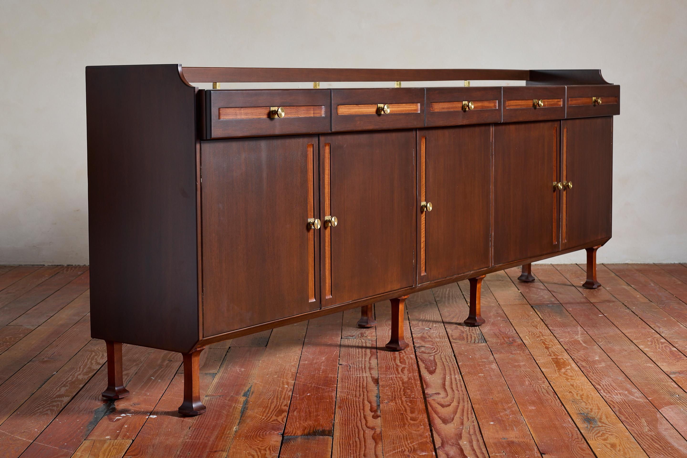 Mid-20th Century Grand Sideboard by Mobili d'Arte Cantù For Sale