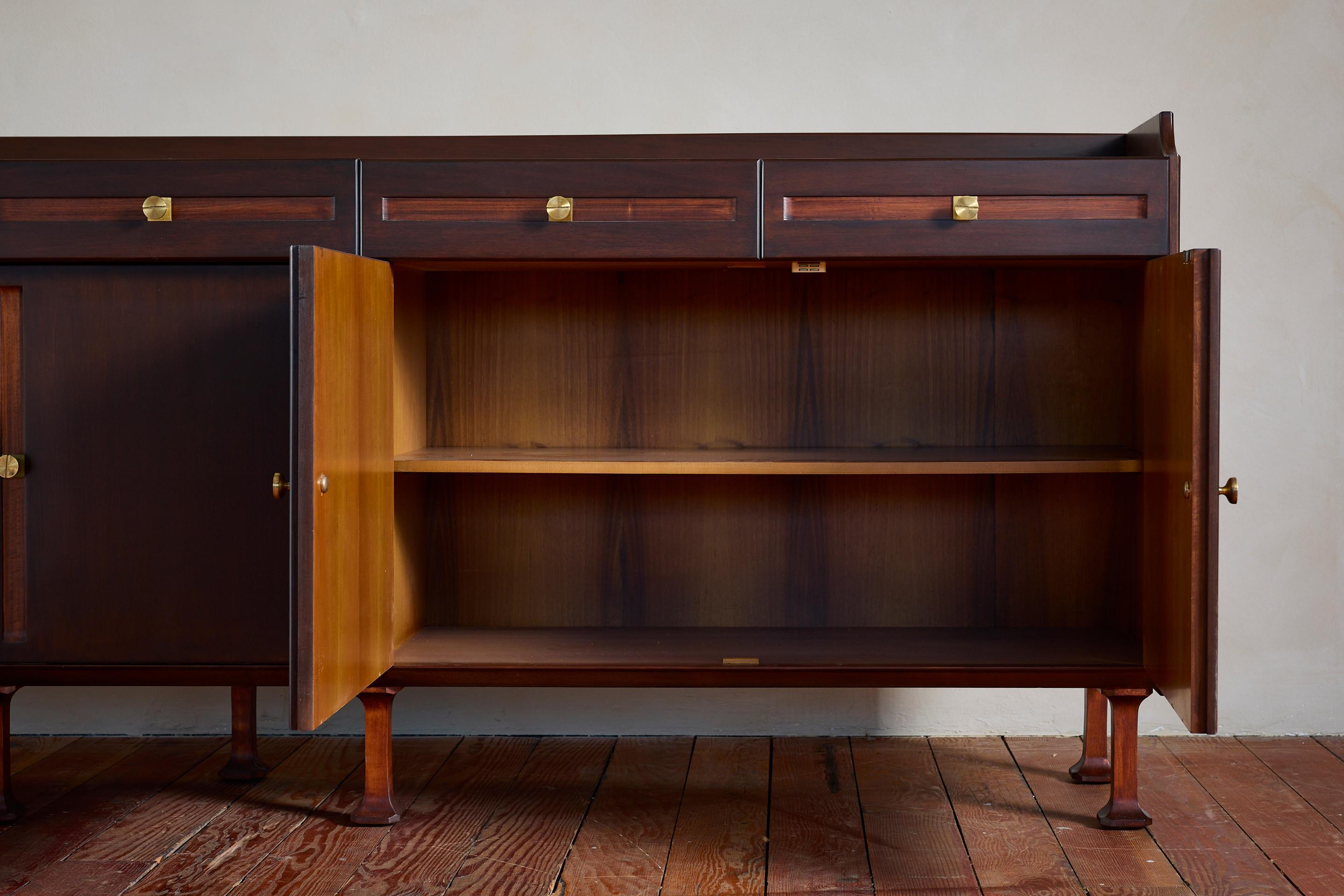 Grand Sideboard by Mobili d'Arte Cantù For Sale 1