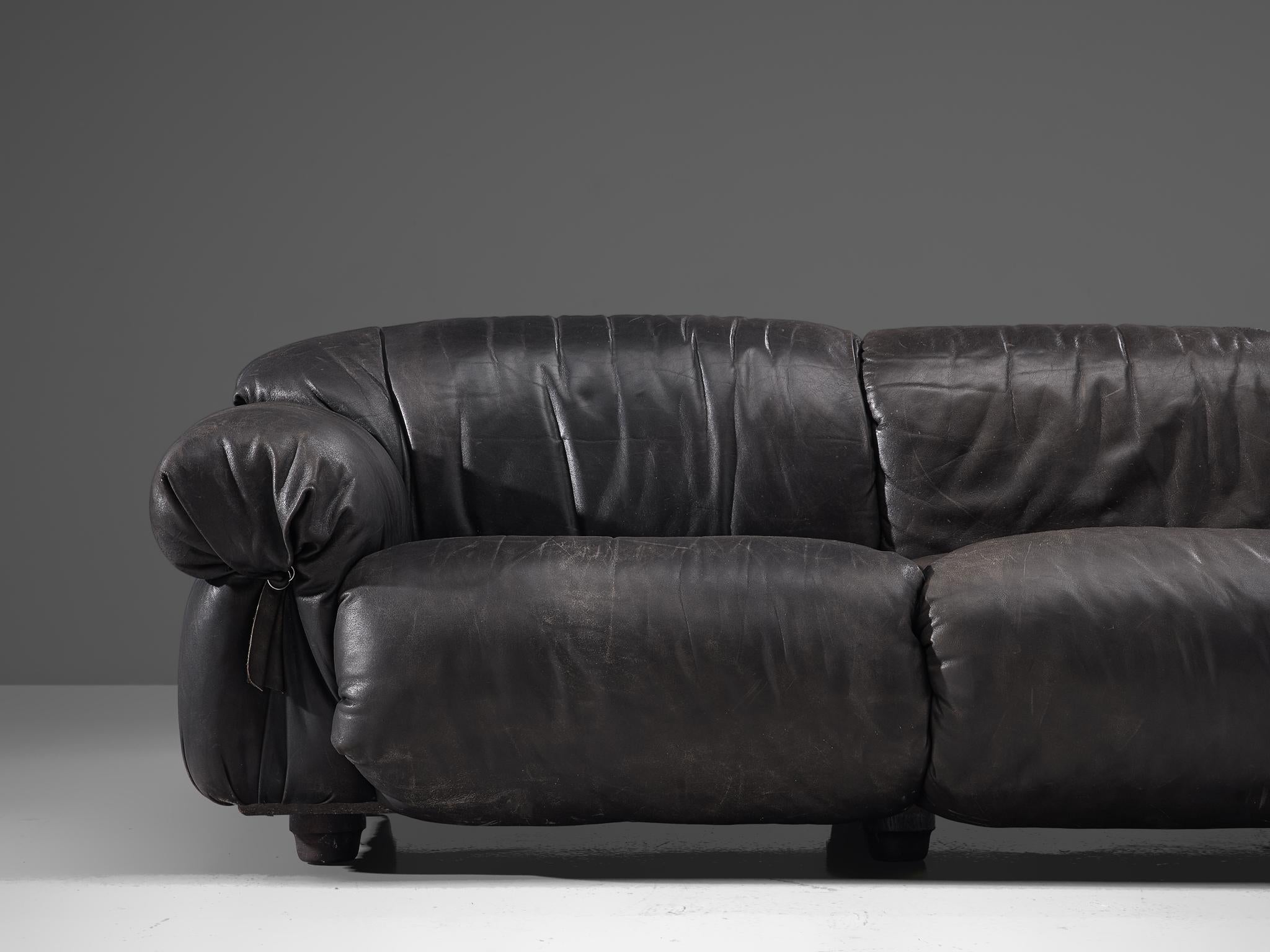 Grand Sofa in Black Patinated Leather, 1970s In Good Condition In Waalwijk, NL