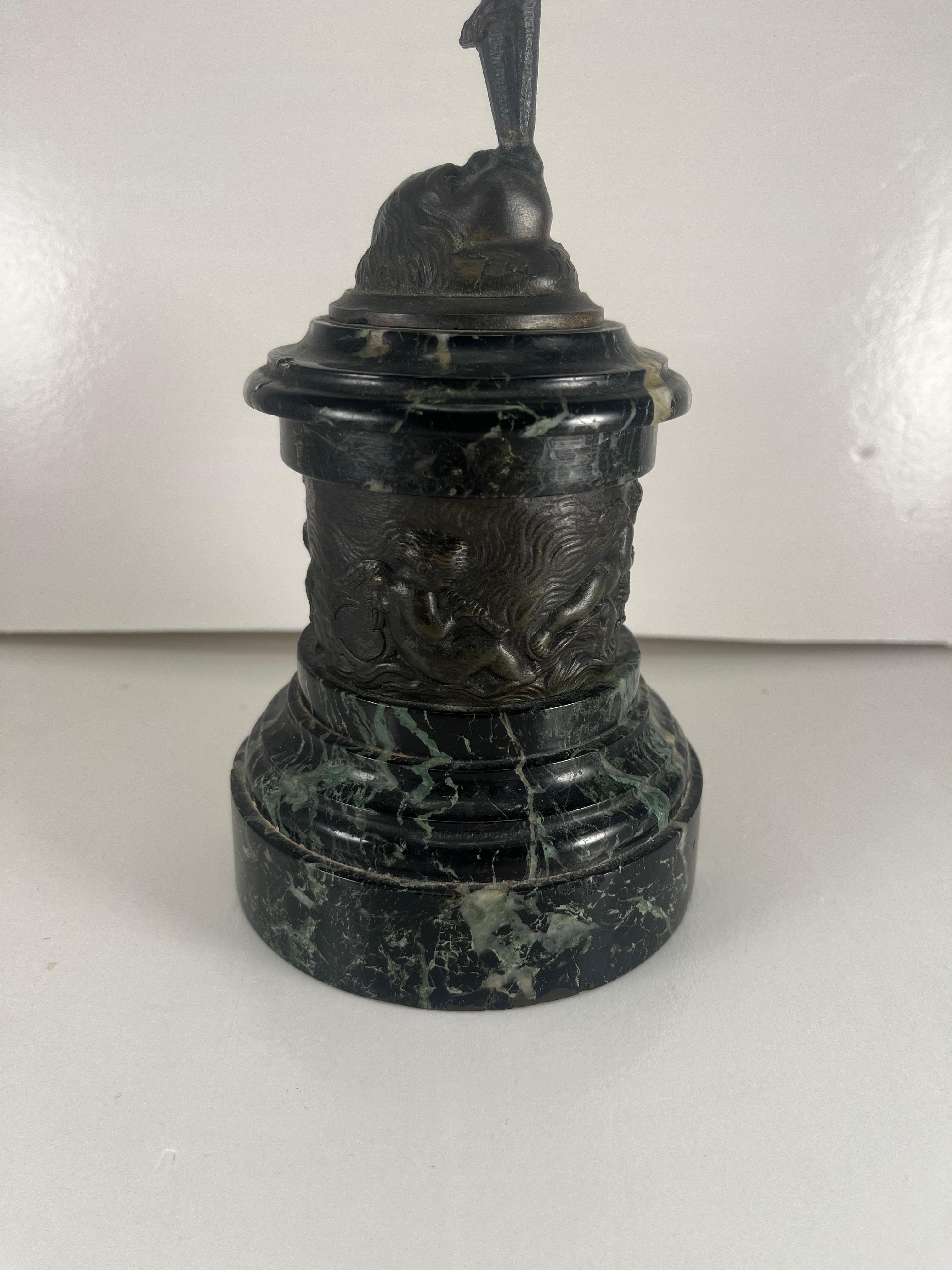 Grand Tour del XIX secolo Bronzo al mercurio su base di marmo e bronzo in vendita 2