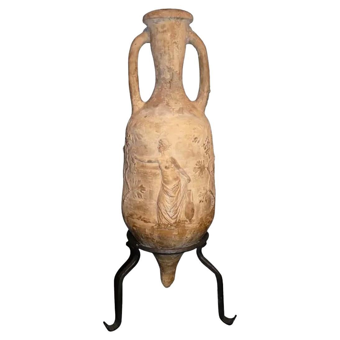 Grand Tour Amphora-Vase, dekoriert mit klassischen Figuren