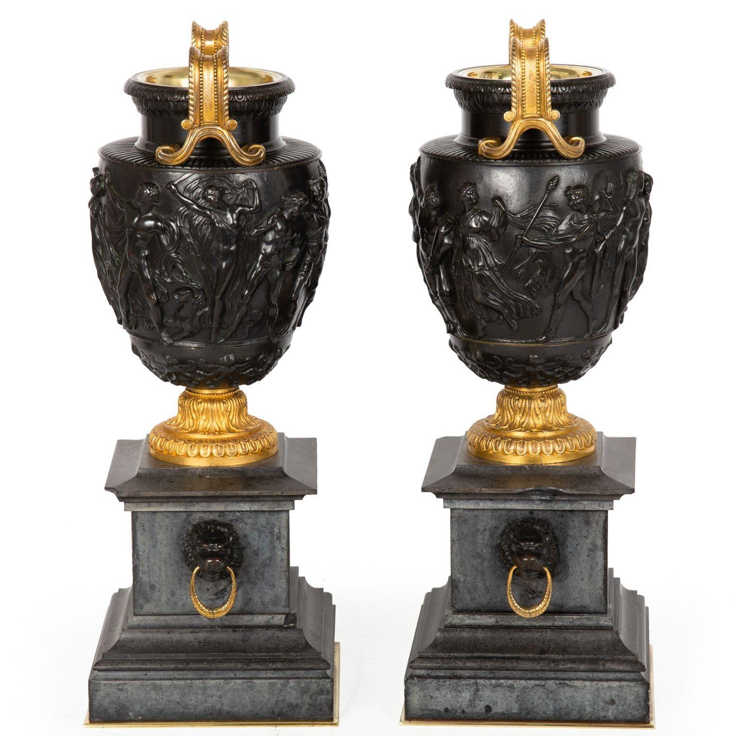 European Grand Tour Antique Patinated Bronze “Townley” Vases Urns circa 1870, a Pair