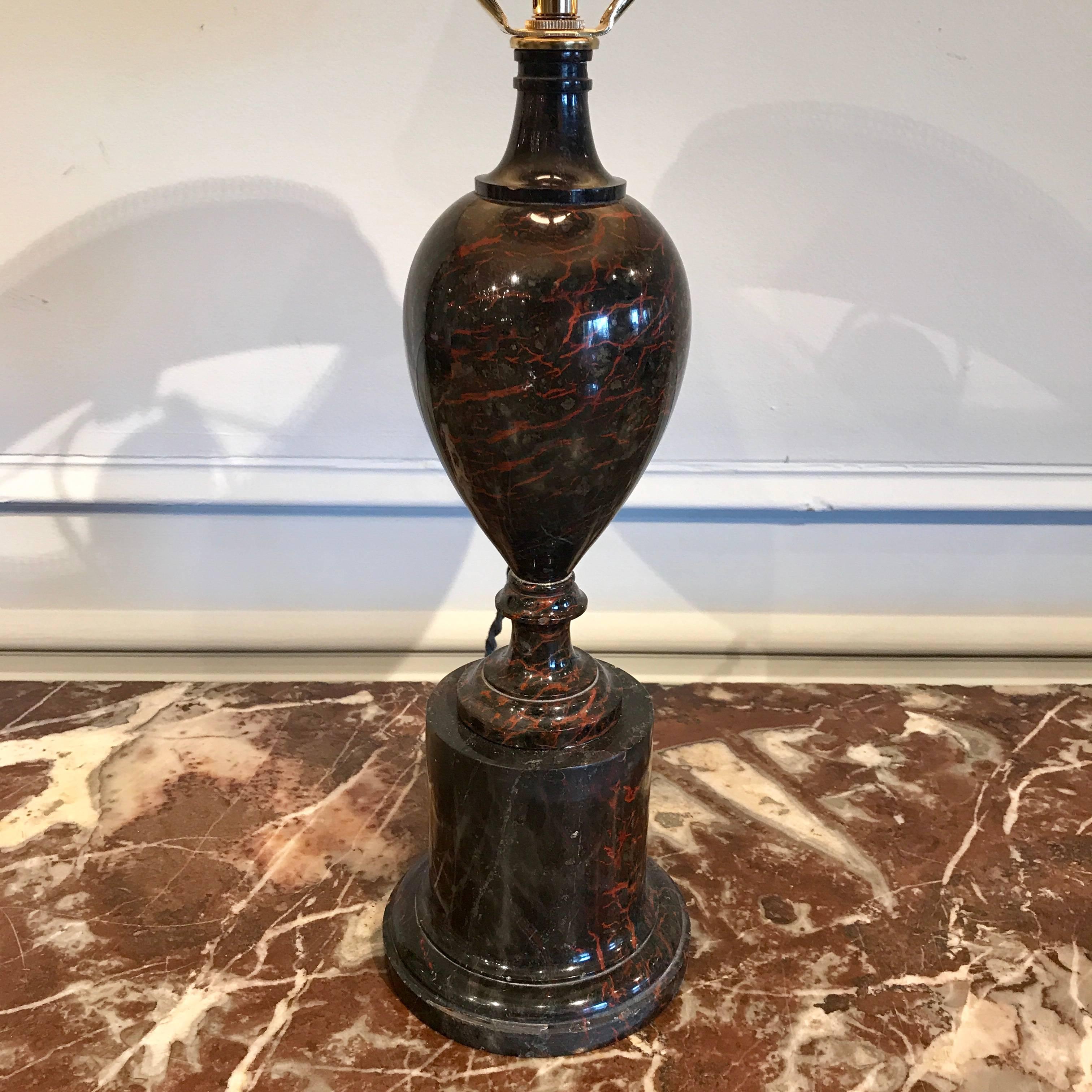 Grand Tour Bloodstone Marble Bouillotte Lamp For Sale 7
