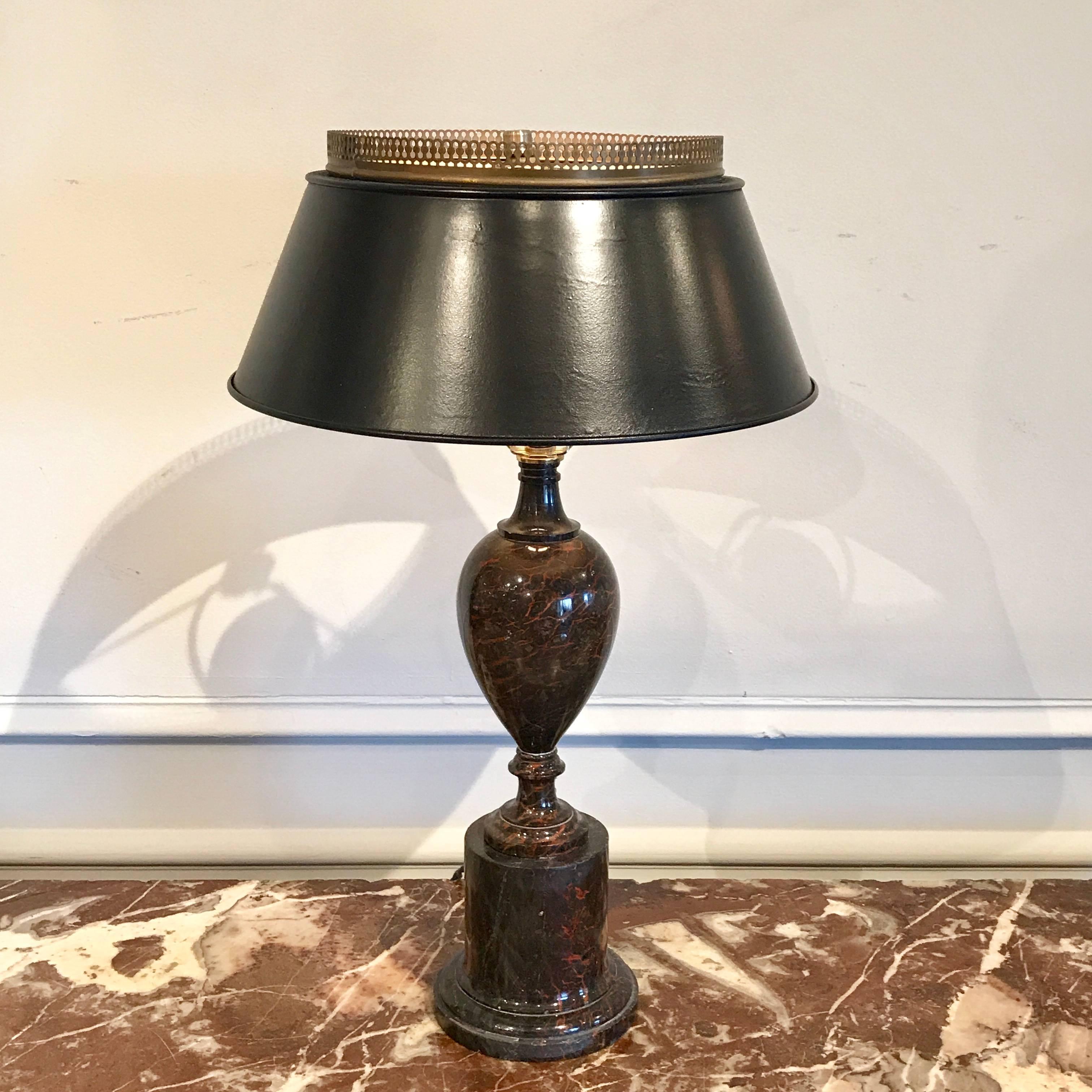 Grand Tour Bloodstone Marble Bouillotte Lamp For Sale 10