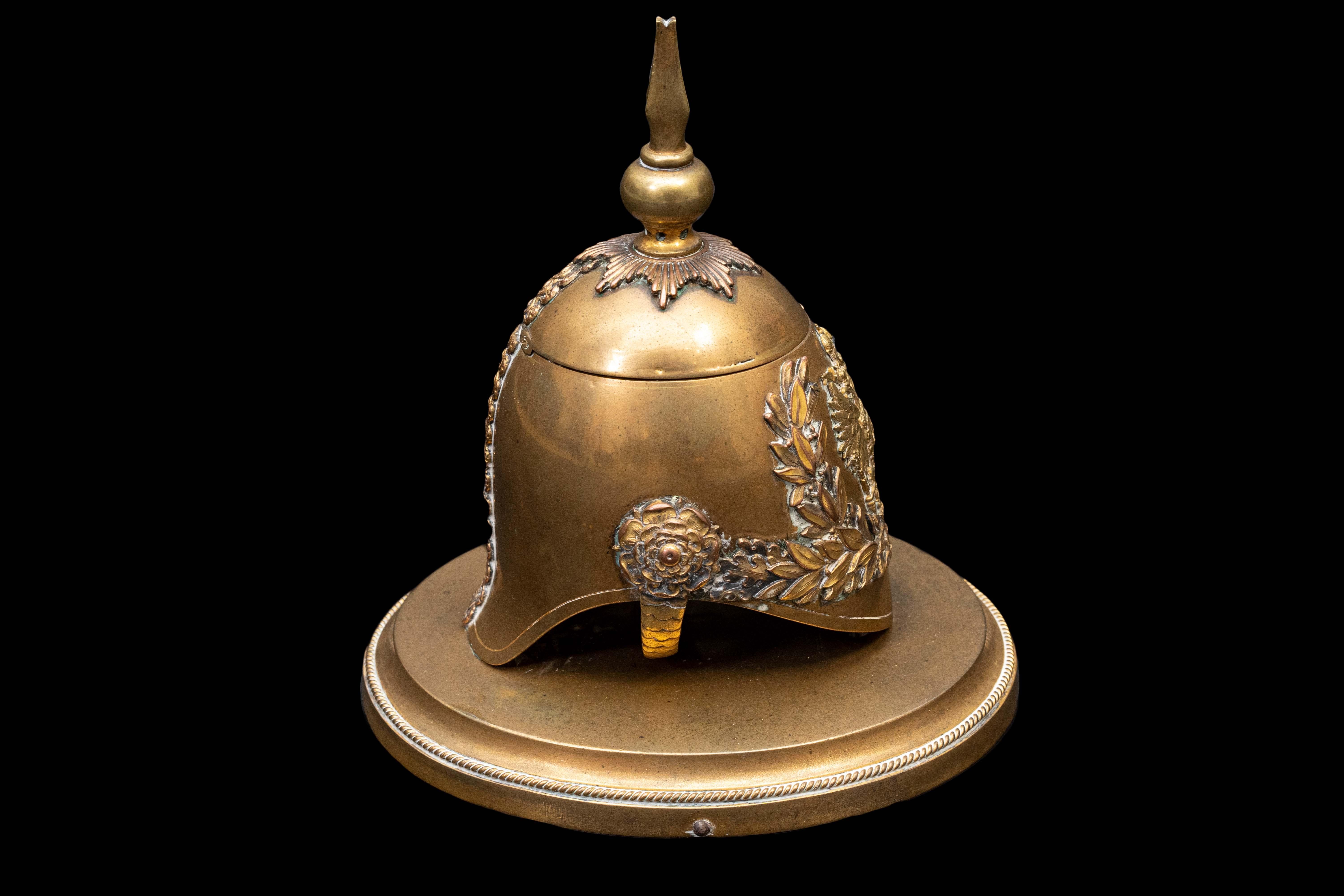 Grand Tour Imperial Austrian Helmet Inkwell In Good Condition For Sale In New York, NY