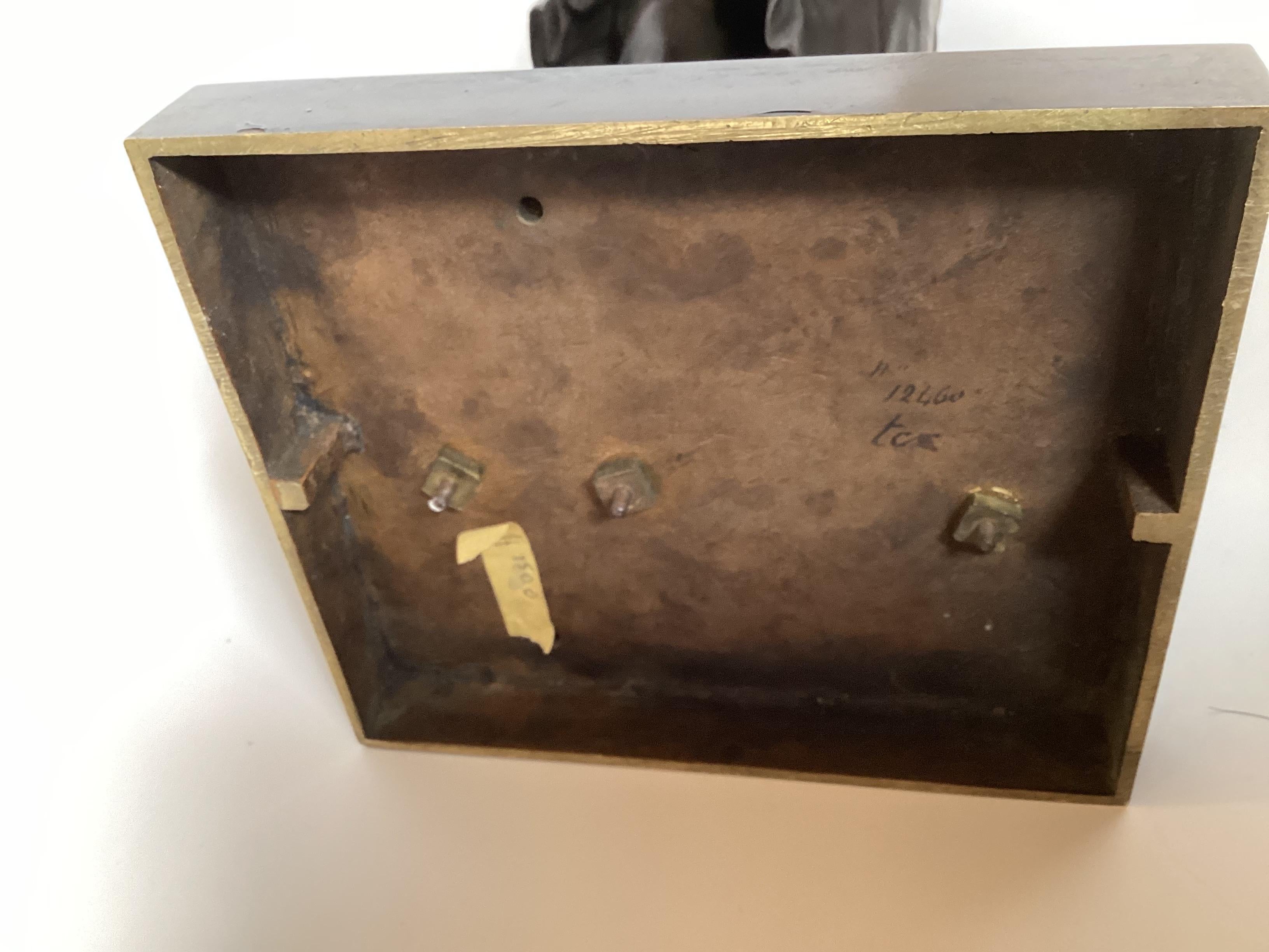 Scultura classica in bronzo Grand Tour - Diane di Gabii, firmata sulla base in vendita 4