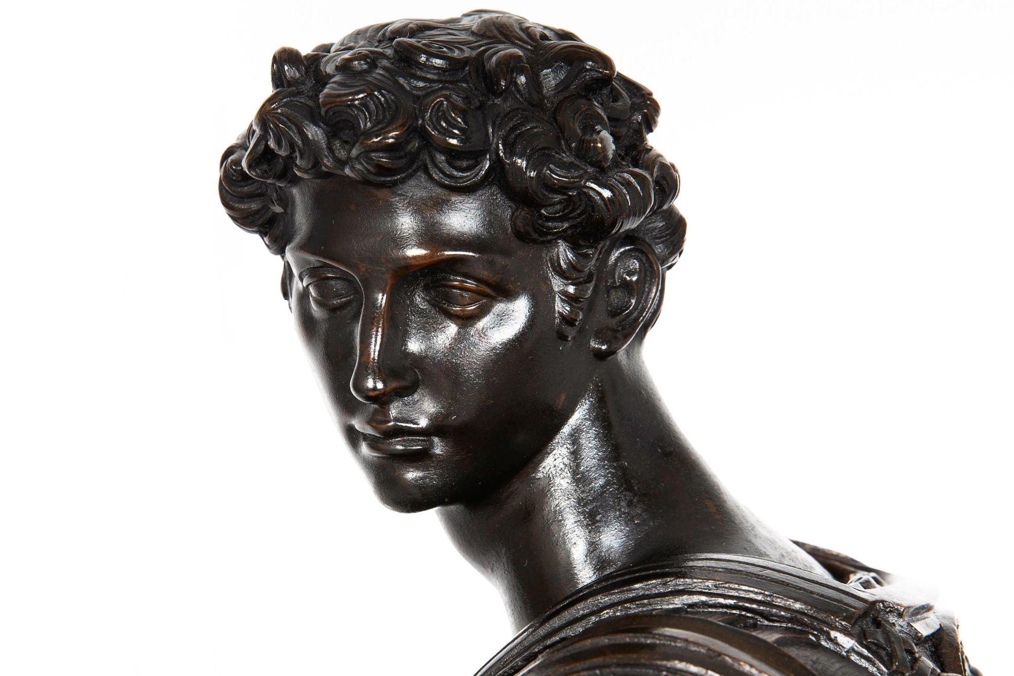 Grand Tour Bronze Sculpture Giuliano de Medici after the Antique, 19th century For Sale 14