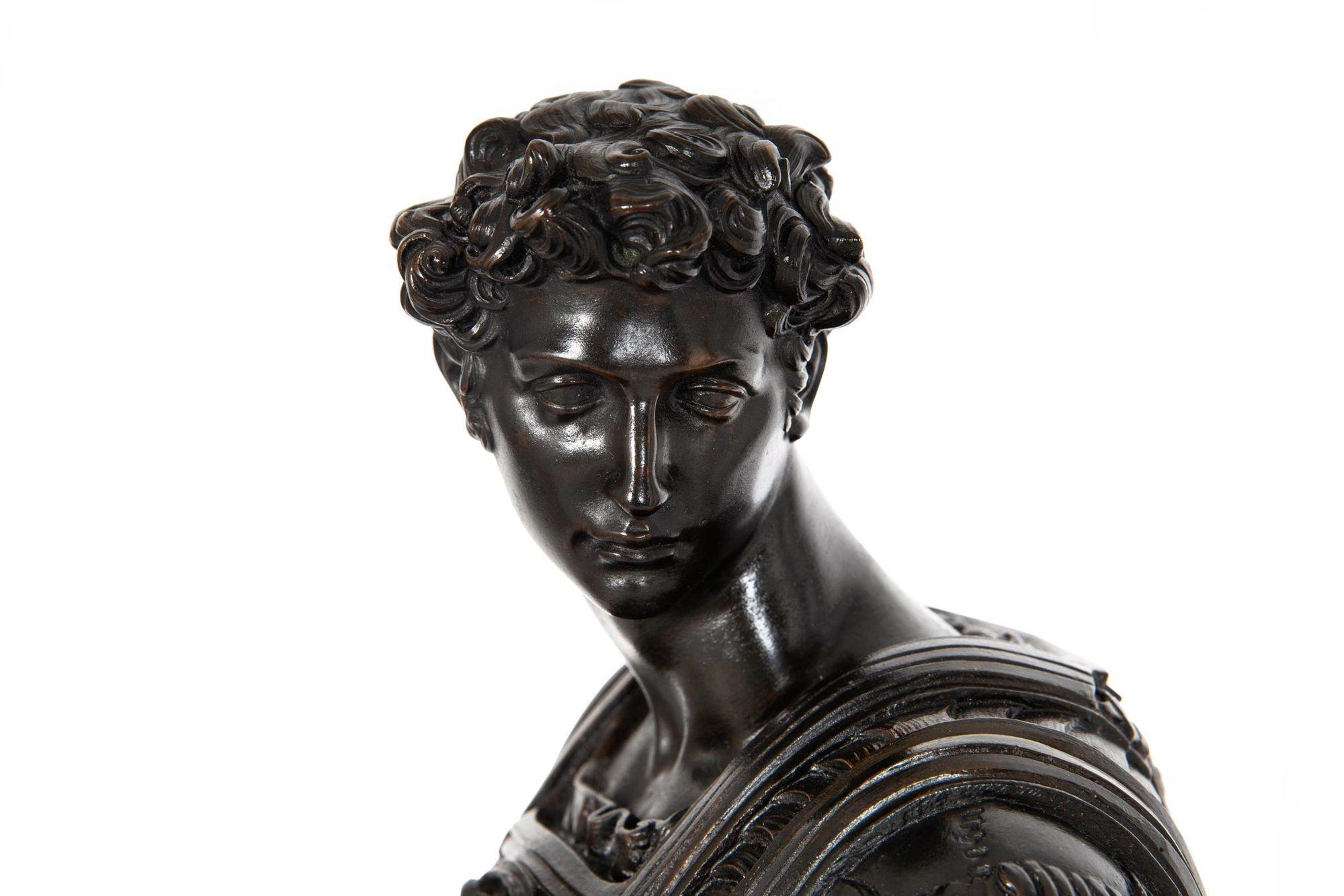 Grand Tour Bronze Sculpture Giuliano de Medici after the Antique, 19th century For Sale 1