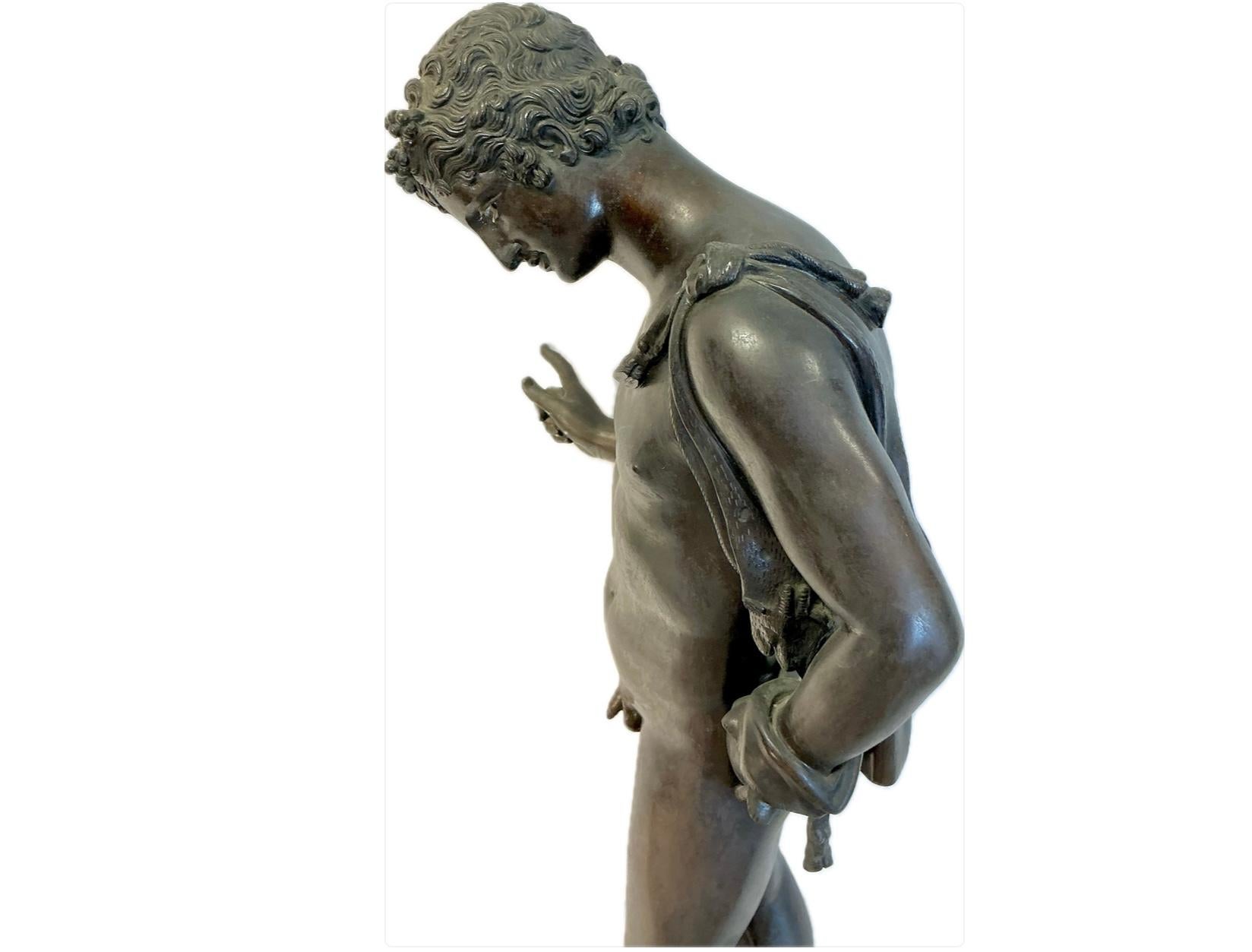 Gran Escultura De Bronce De Narciso Italiana Siglo XIX siglo XIX en venta