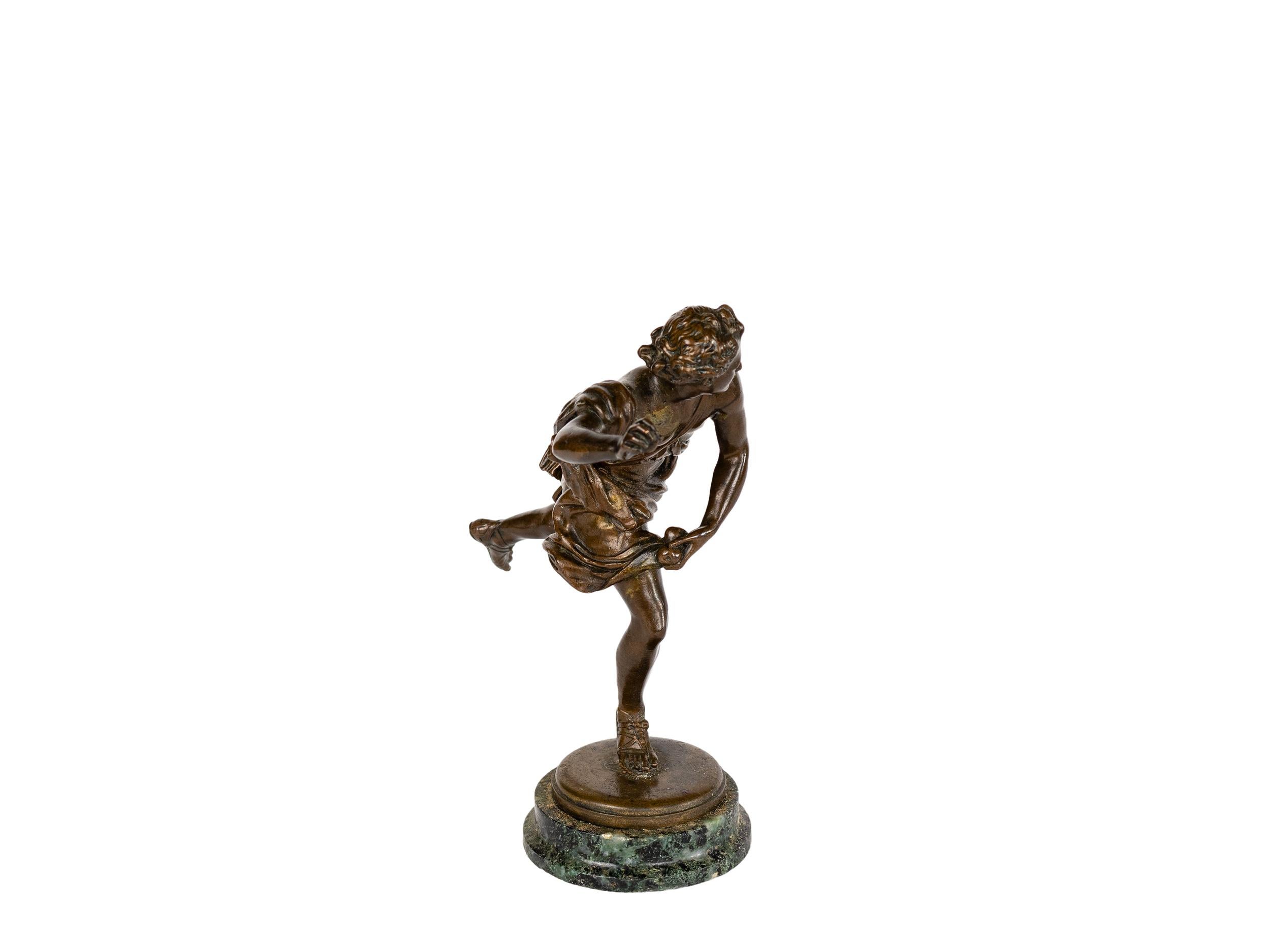 Statua di bronzo Grand Tour di Ippomene che lancia le mele d'oro, Thiébaut Frères In condizioni buone in vendita a Lisbon, PT