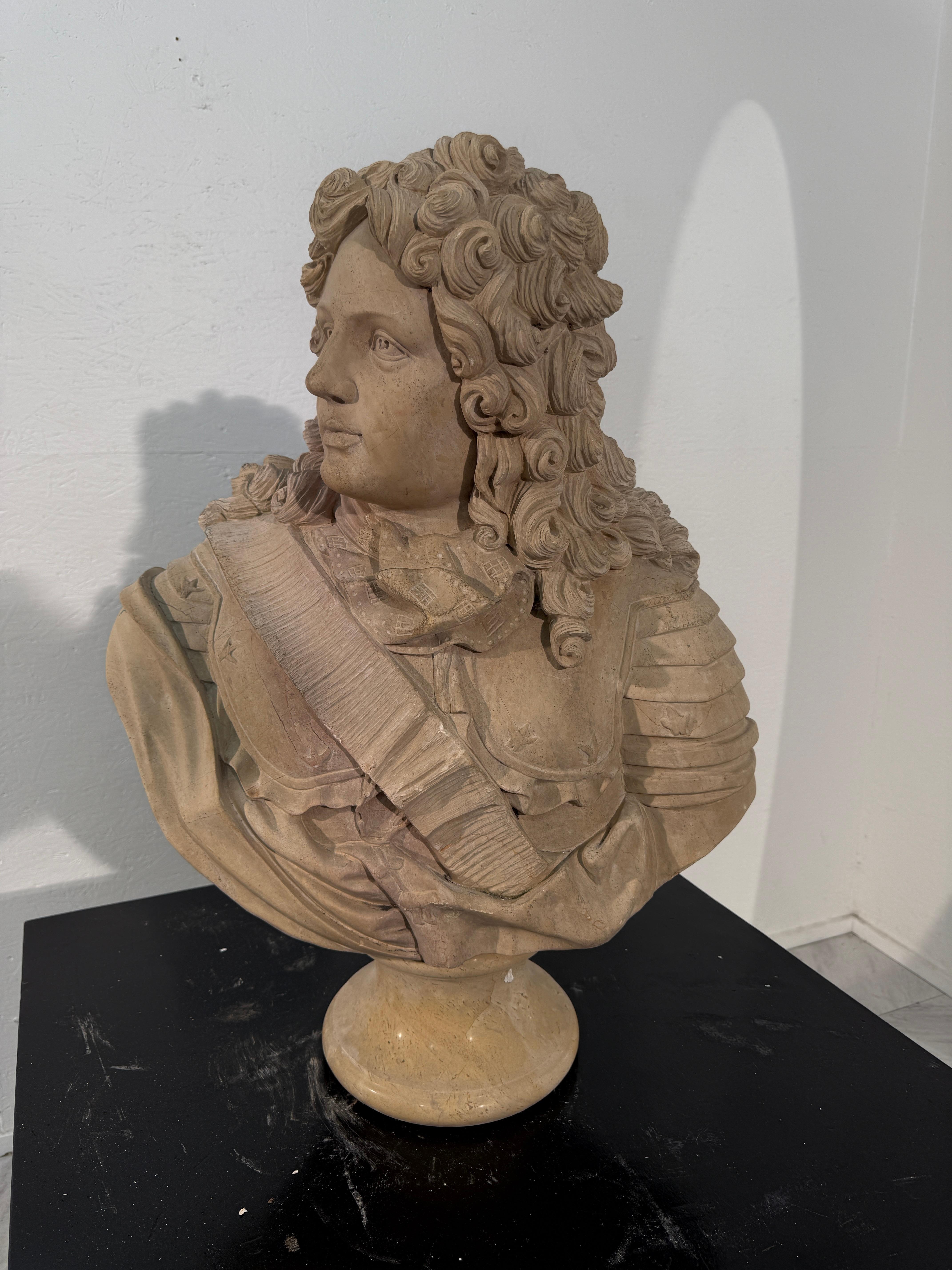 Modern Grand Tour Carved Marble Bust of Louis XIV, Italy, 19th Century For Sale