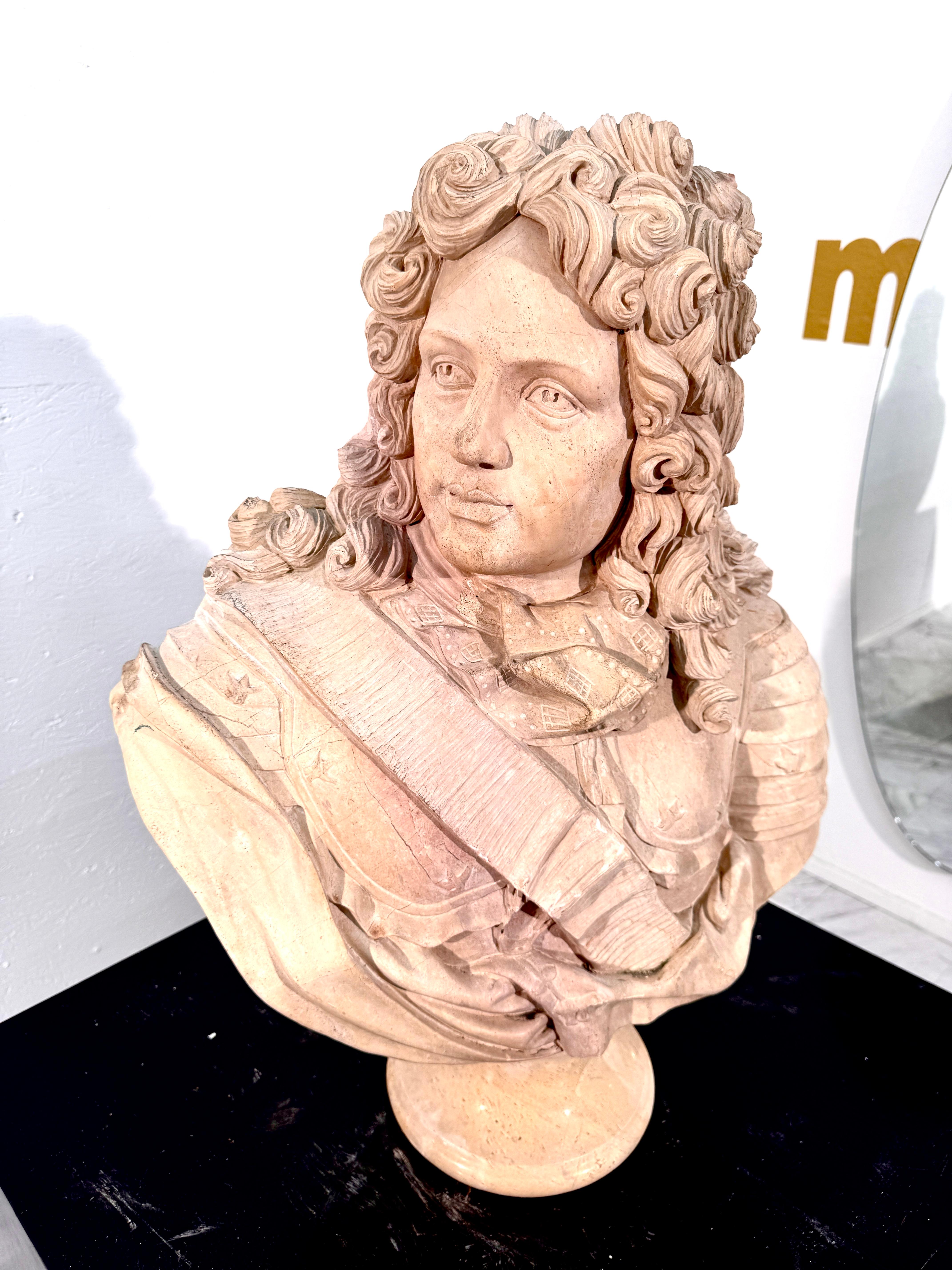 Grand Tour Carved Marble Bust of Louis XIV, Italy, 19th Century In Good Condition For Sale In Los Angeles, CA