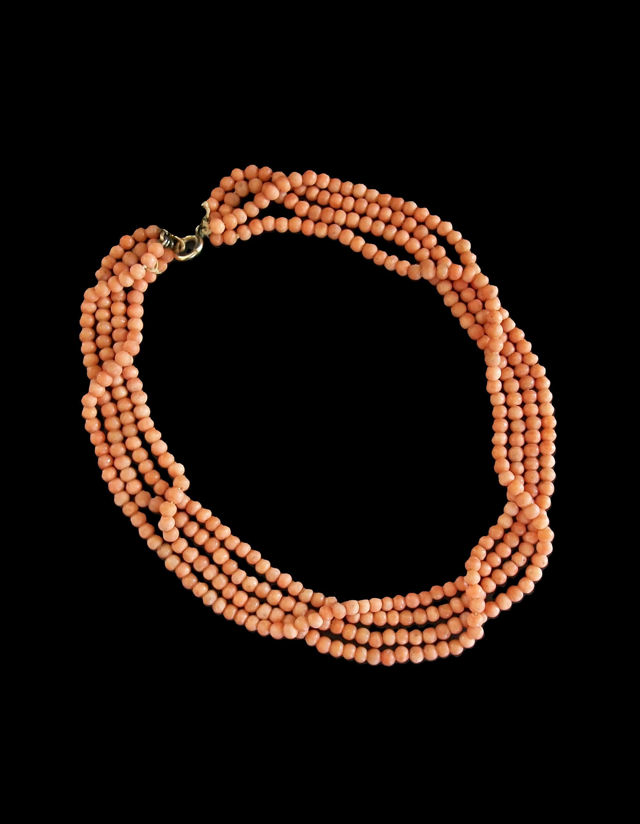 Vittoriano Collana di 4 fili di corallo salmone per bambini Grand Tour - Italia - CIRCA 1880 in vendita