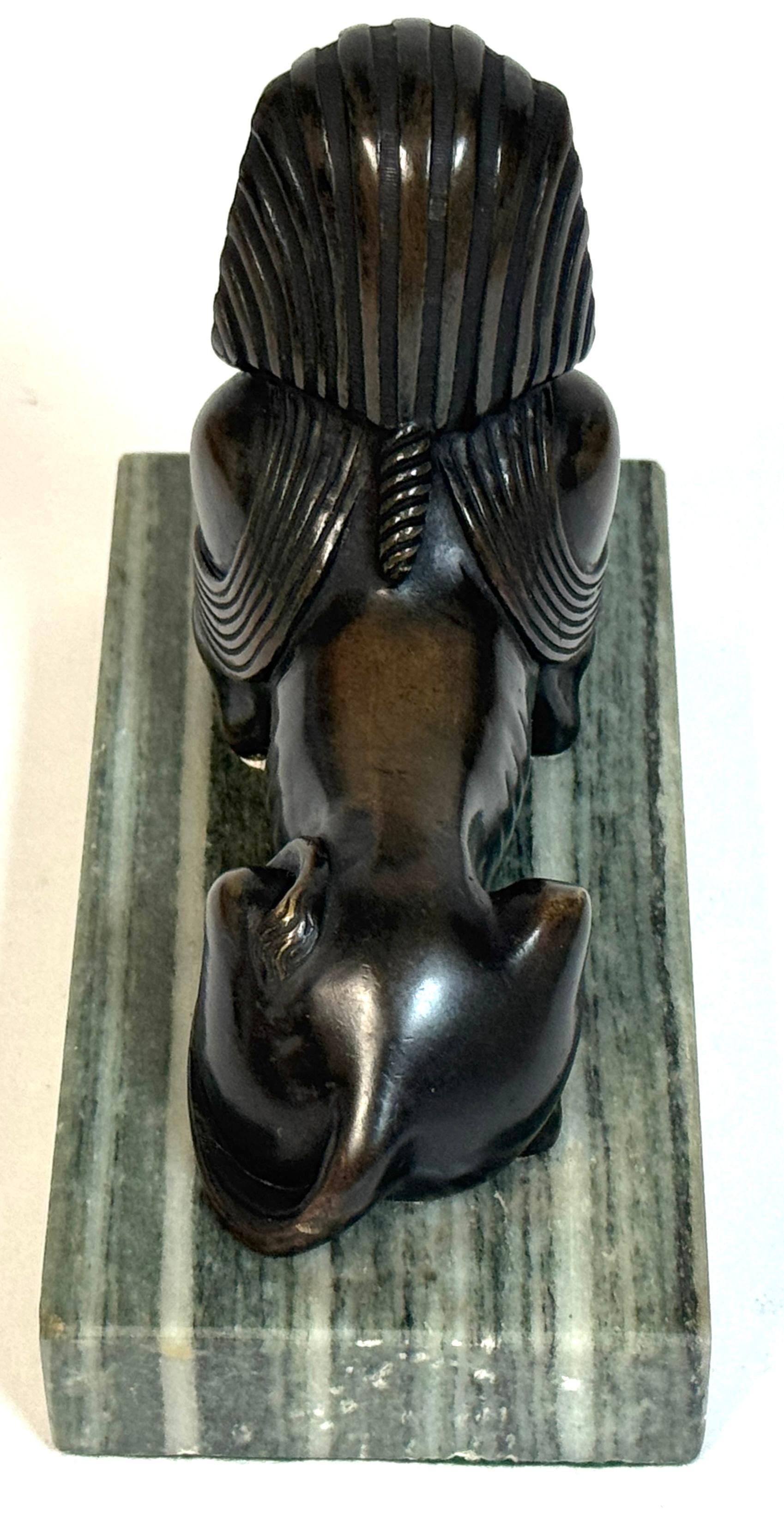Grand Tour Französisches Bronze-Modell der Sphinx auf Verde Antico Marmorsockel, um 1880 im Angebot 4