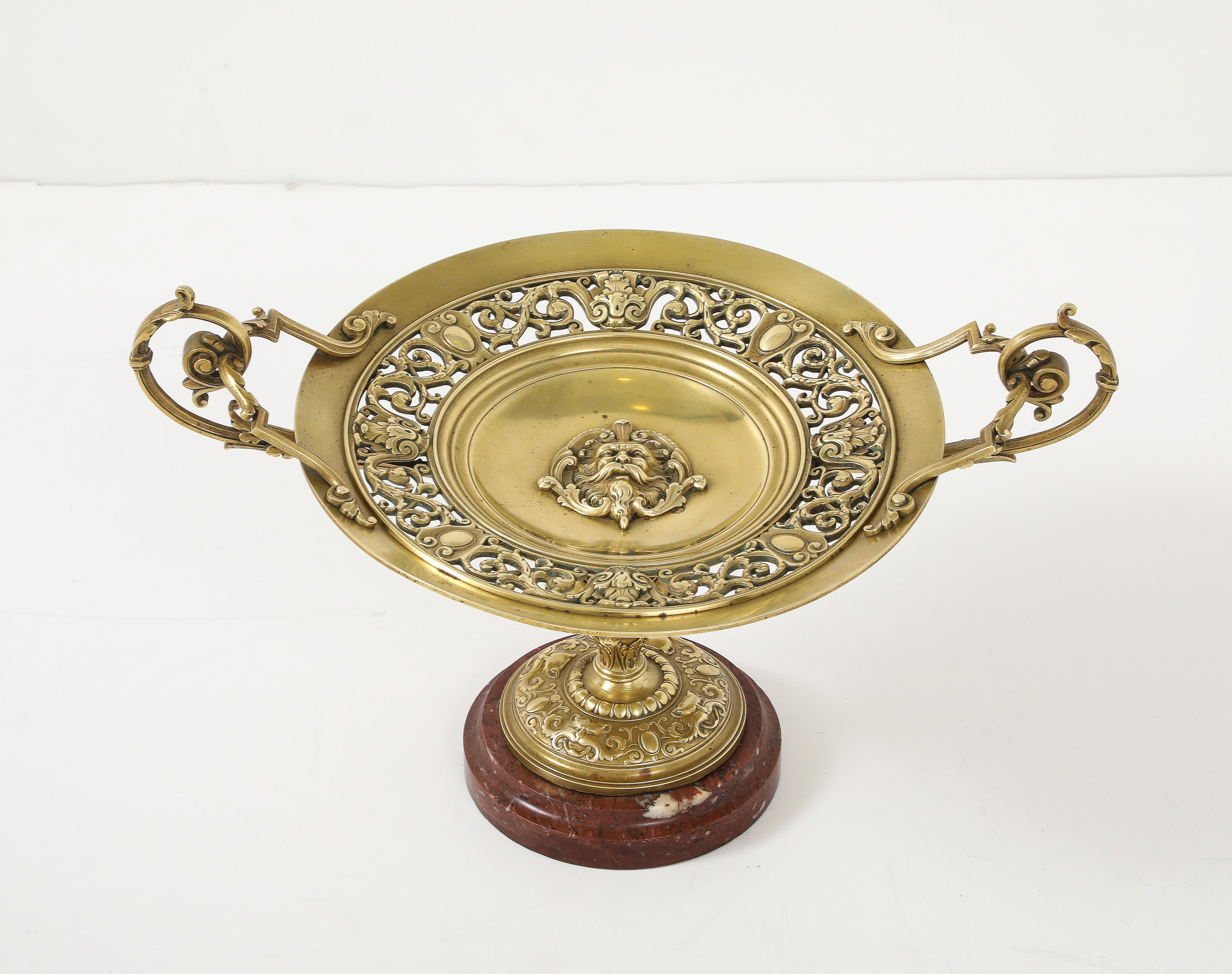 Grand Tour  Tazza in bronzo francese con base in marmo rosa in vendita 7